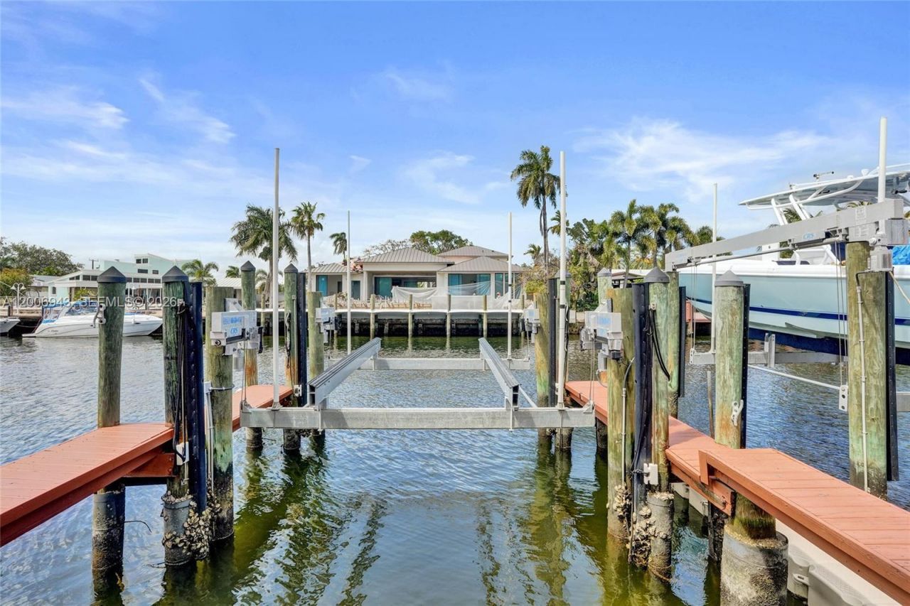 2739 NE 15th St , Fort Lauderdale, FL 33304 Photo