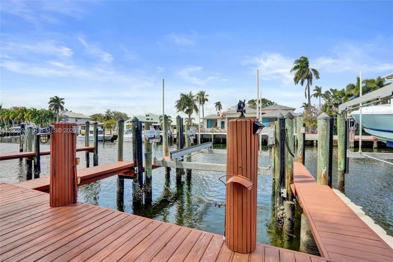 2739 NE 15th St , Fort Lauderdale, FL 33304 Photo
