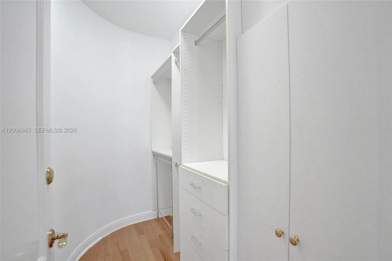 2739 NE 15th St , Fort Lauderdale, FL 33304 Photo