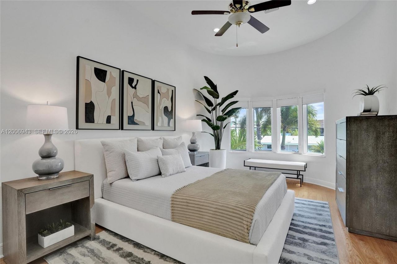 2739 NE 15th St , Fort Lauderdale, FL 33304 Photo