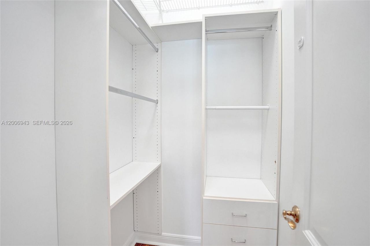 2739 NE 15th St , Fort Lauderdale, FL 33304 Photo