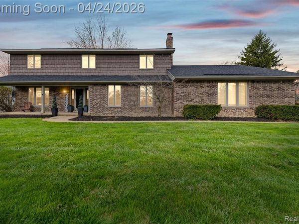 9332 Oakmont Drive, Grand Blanc Twp, MI 48439