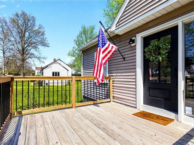 1424 Clemmens Avenue NW, Warren, OH 44485 Photo 4