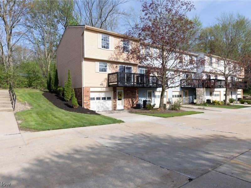 91 Quaker Ridge Drive, Akron, OH 44313 Photo 32