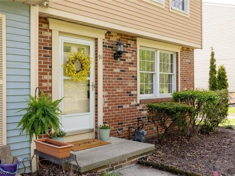 91 Quaker Ridge Drive, Akron, OH 44313 Photo 5