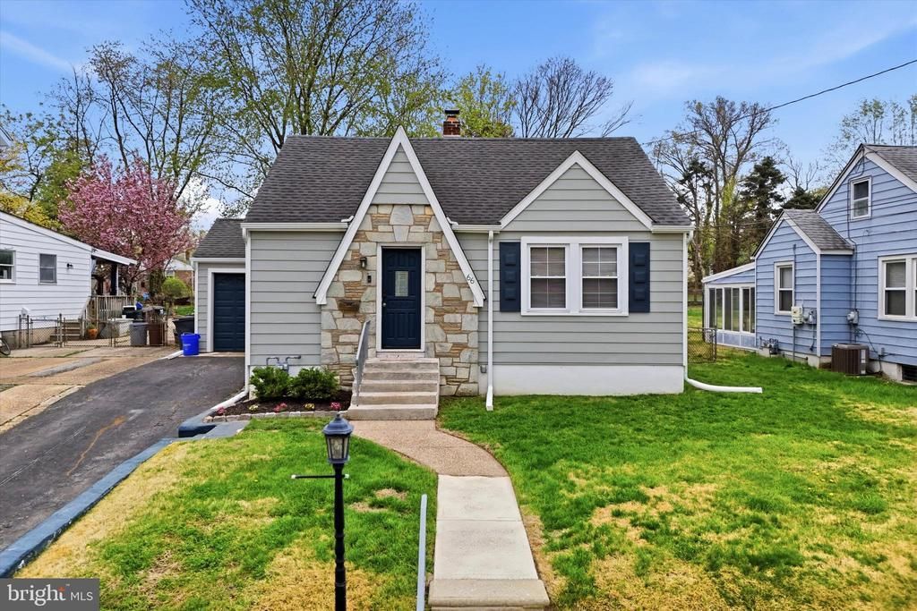 66 E Buckingham Avenue, Mount Ephraim, NJ 08059 Main Photo