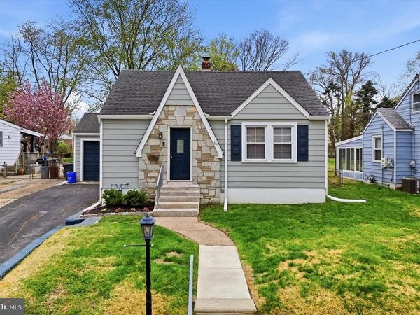 66 E BUCKINGHAM AVENUE, MOUNT EPHRAIM, NJ 08059