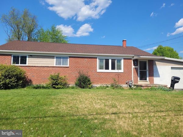 16 BELLMORE ROAD, CAMP HILL, PA 17011