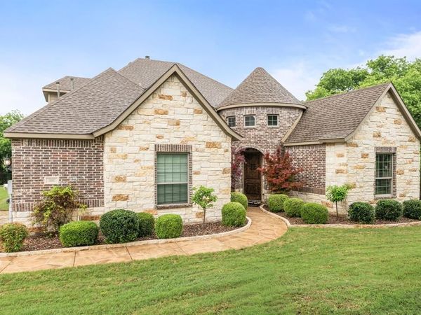 1001 Hilltop Drive, Lavon, TX 75166