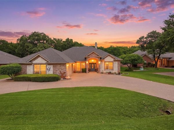 4104 Mojave Drive, Granbury, TX 76049