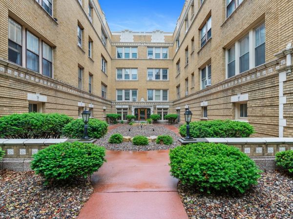 2514 North Harrison Street , Unit N2, Davenport, IA 52803