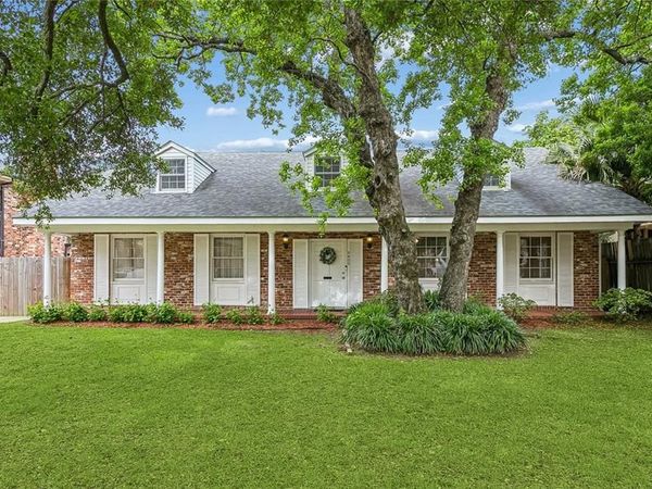 5400 BELLAIRE Drive , New Orleans, LA 70124