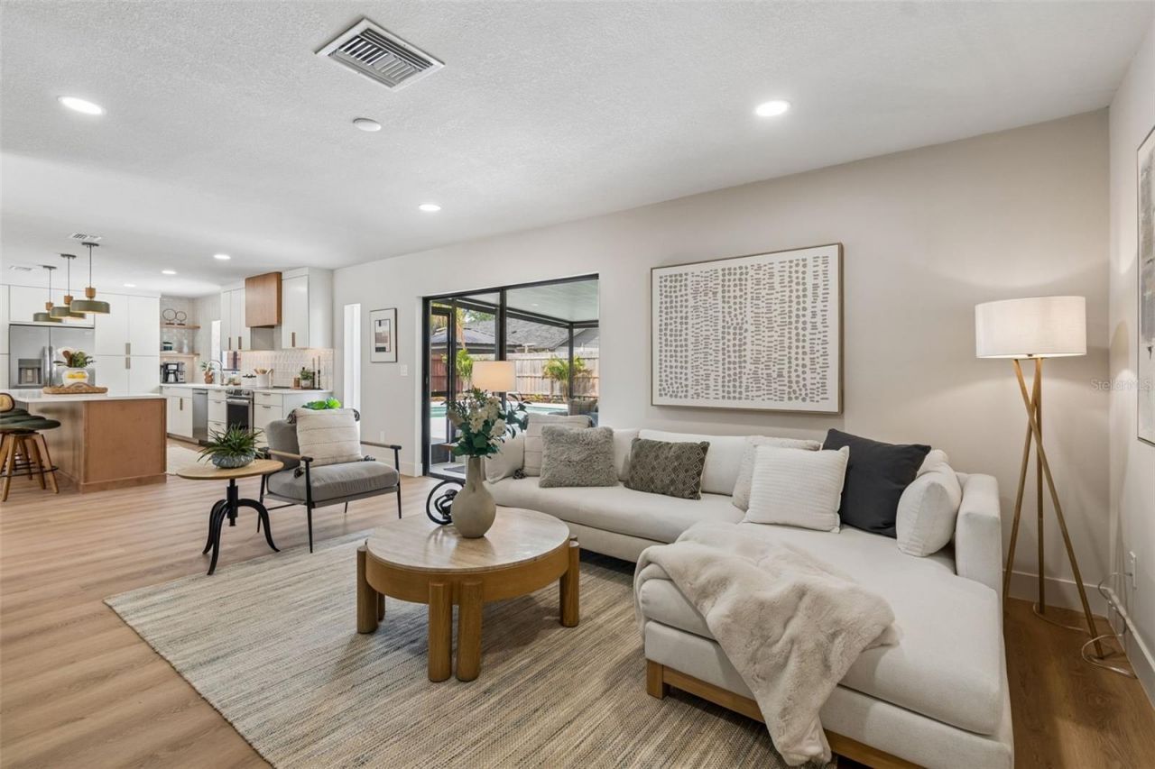 11913 Nicklaus Circle, Tampa, FL 33624 Photo