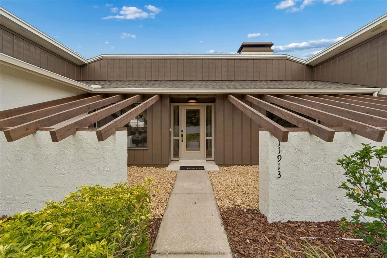 11913 Nicklaus Circle, Tampa, FL 33624 Photo