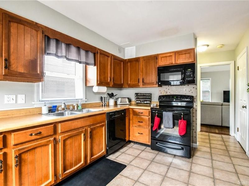 603 Hampshire Road, Kettering, OH 45419 Photo 11