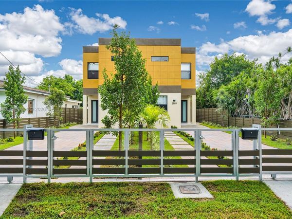 2887 SW 33rd Ave , Unit 2887, Miami, FL 33133