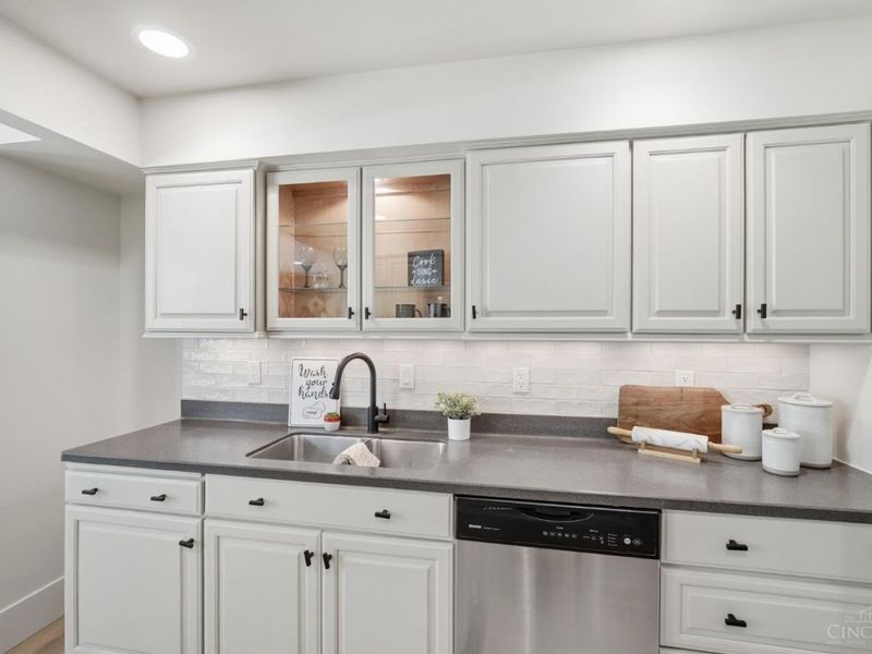 5228 Ponderosa Drive, Cincinnati, OH 45239 Photo 17