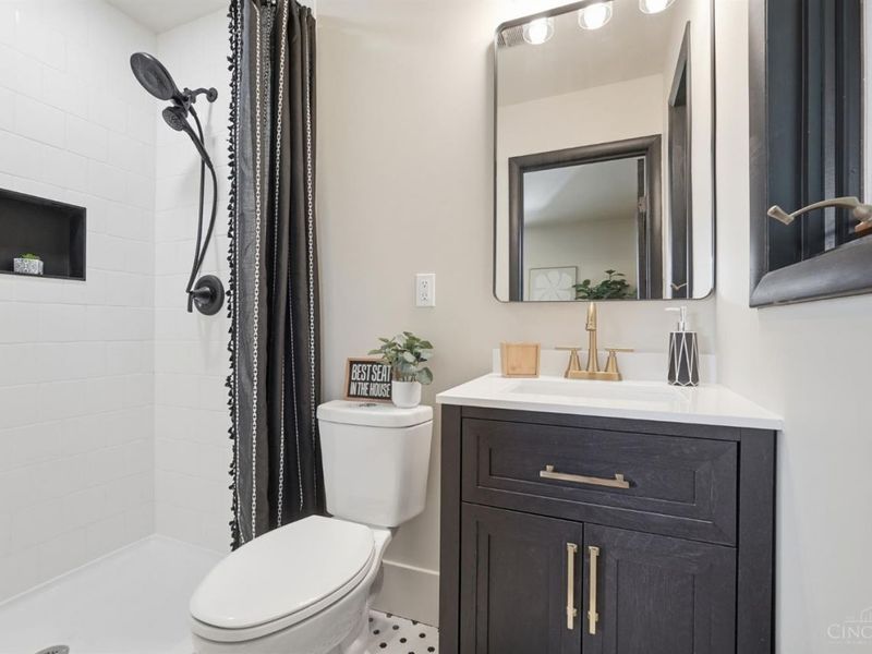 5228 Ponderosa Drive, Cincinnati, OH 45239 Photo 24