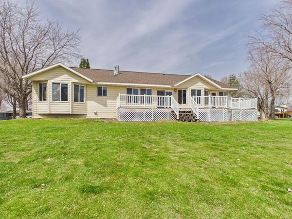 412 E 1st Street , Starbuck, MN 56381