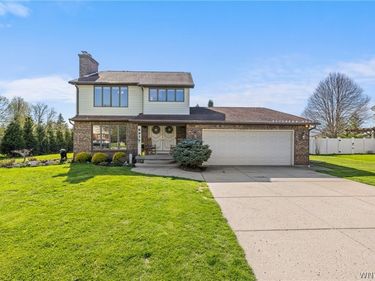 8954 Candlewood Lane, Clarence Center, NY 14032