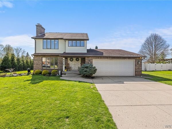8954 Candlewood Lane, Clarence Center, NY 14032