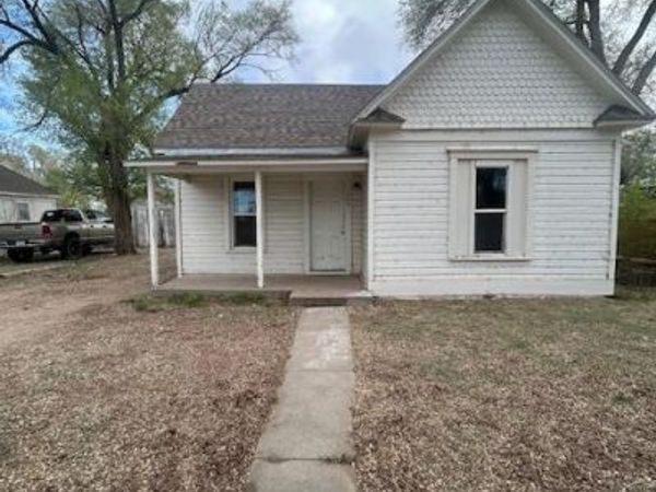 509 Oak St, Lamar, CO 81052
