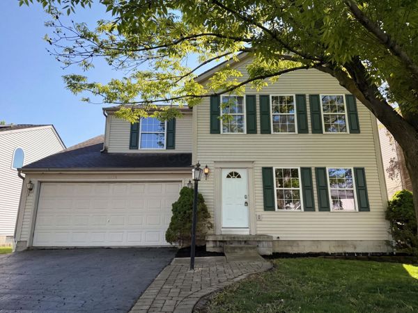 5074 Langcroft Drive , Hilliard, OH 43026