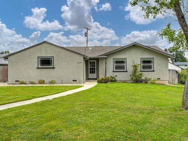 6200 Templeton Dr, Carmichael, CA 95608