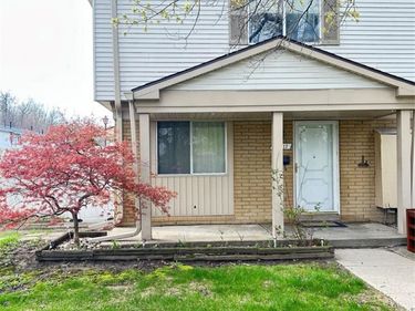 15417 Dupage Boulevard, Taylor, MI 48180