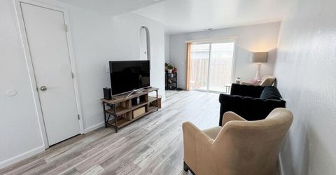 429 10th Street, Sparks, NV 89431 Photo