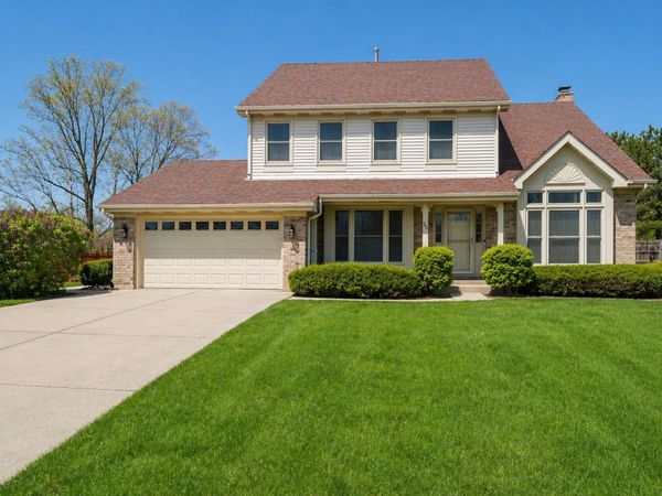 465 Thacker Court , Schaumburg, IL 60173