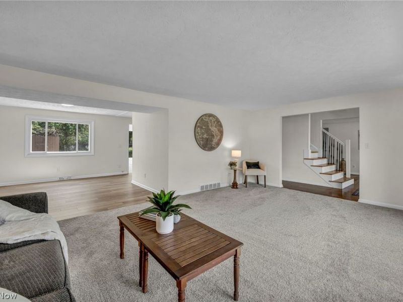 24720 Dundee Drive , Richmond Heights, OH 44143 Photo 12