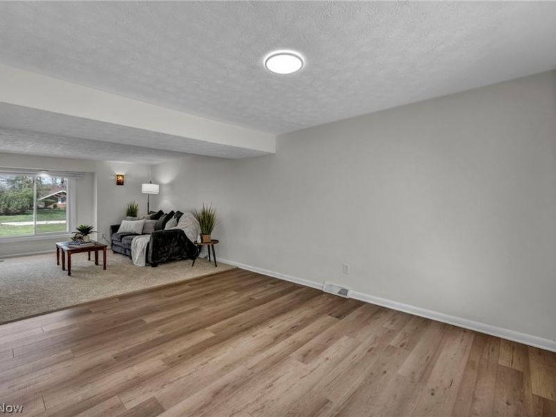 24720 Dundee Drive , Richmond Heights, OH 44143 Photo 15