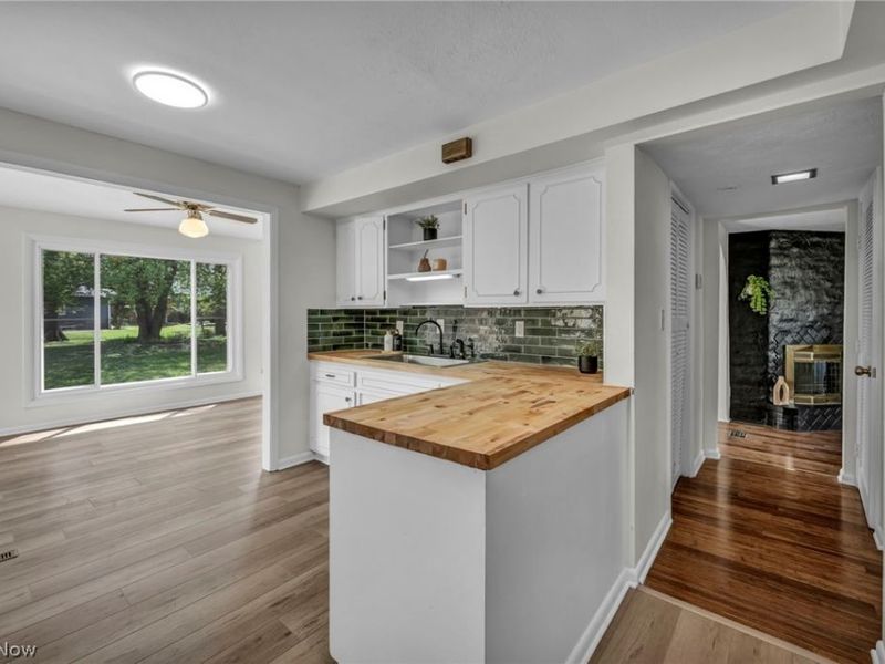 24720 Dundee Drive , Richmond Heights, OH 44143 Photo 18