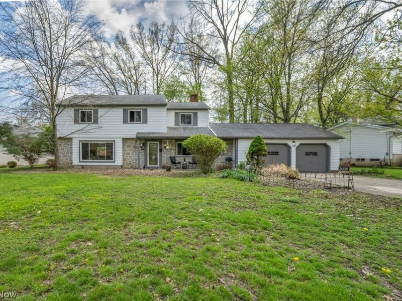 24720 Dundee Drive , Richmond Heights, OH 44143 Photo 2