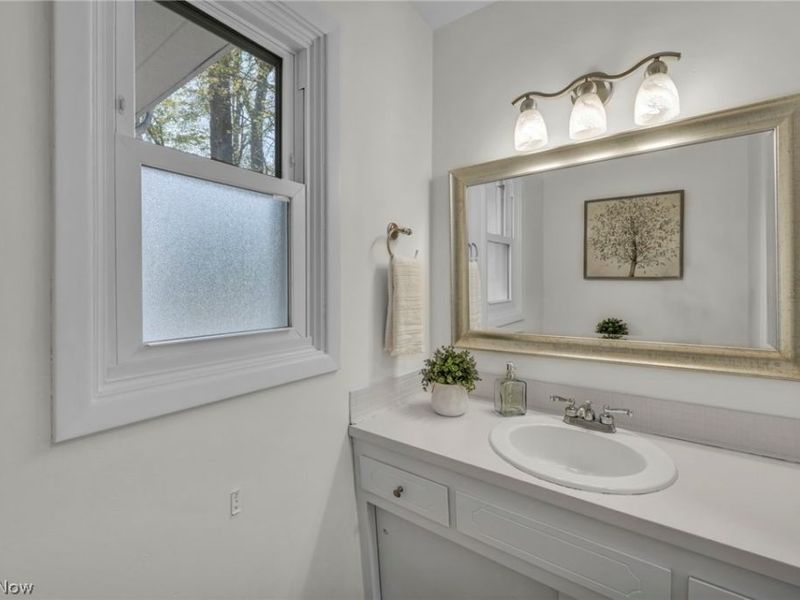 24720 Dundee Drive , Richmond Heights, OH 44143 Photo 27