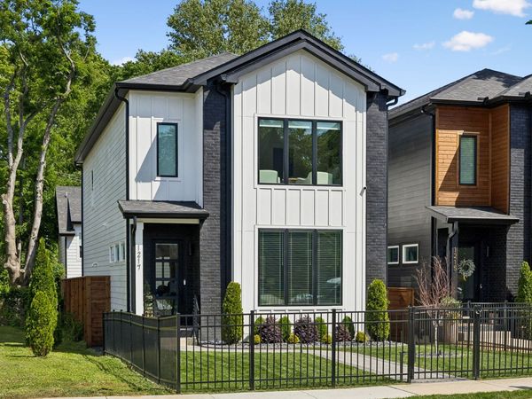 1217 N 8th St , Nashville, TN 37207