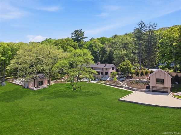 39 Old Snake Hill Road, Pound Ridge, NY 10576