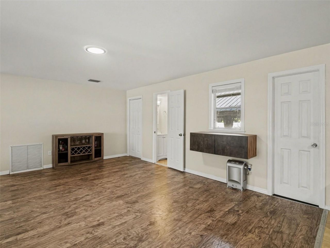 704 S Lockwood Ridge Road, Sarasota, FL 34237 Photo