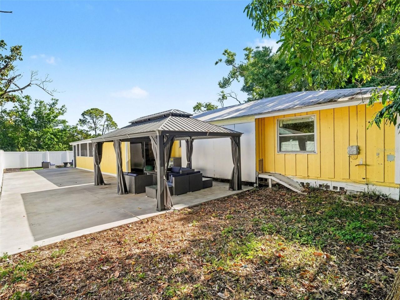 704 S Lockwood Ridge Road, Sarasota, FL 34237 Photo