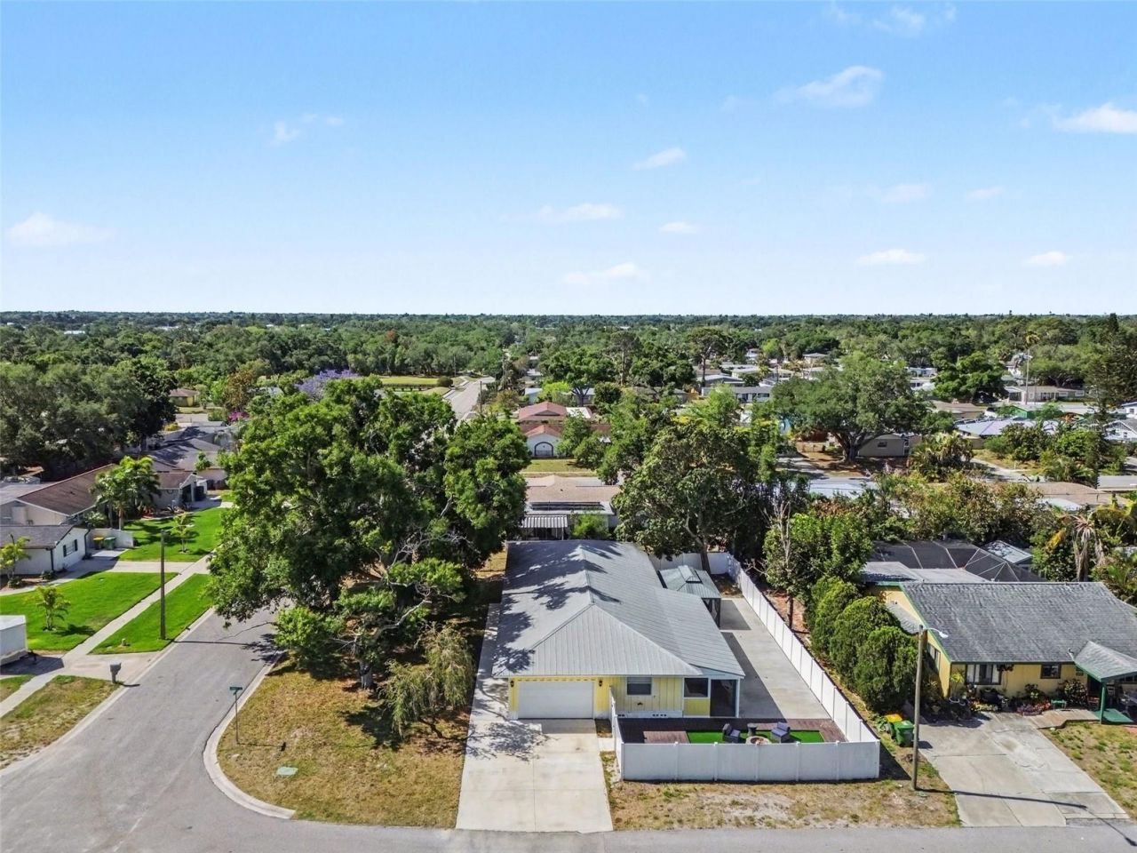 704 S Lockwood Ridge Road, Sarasota, FL 34237 Photo