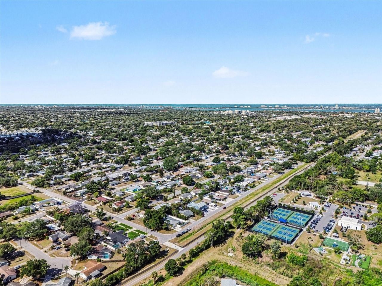 704 S Lockwood Ridge Road, Sarasota, FL 34237 Photo