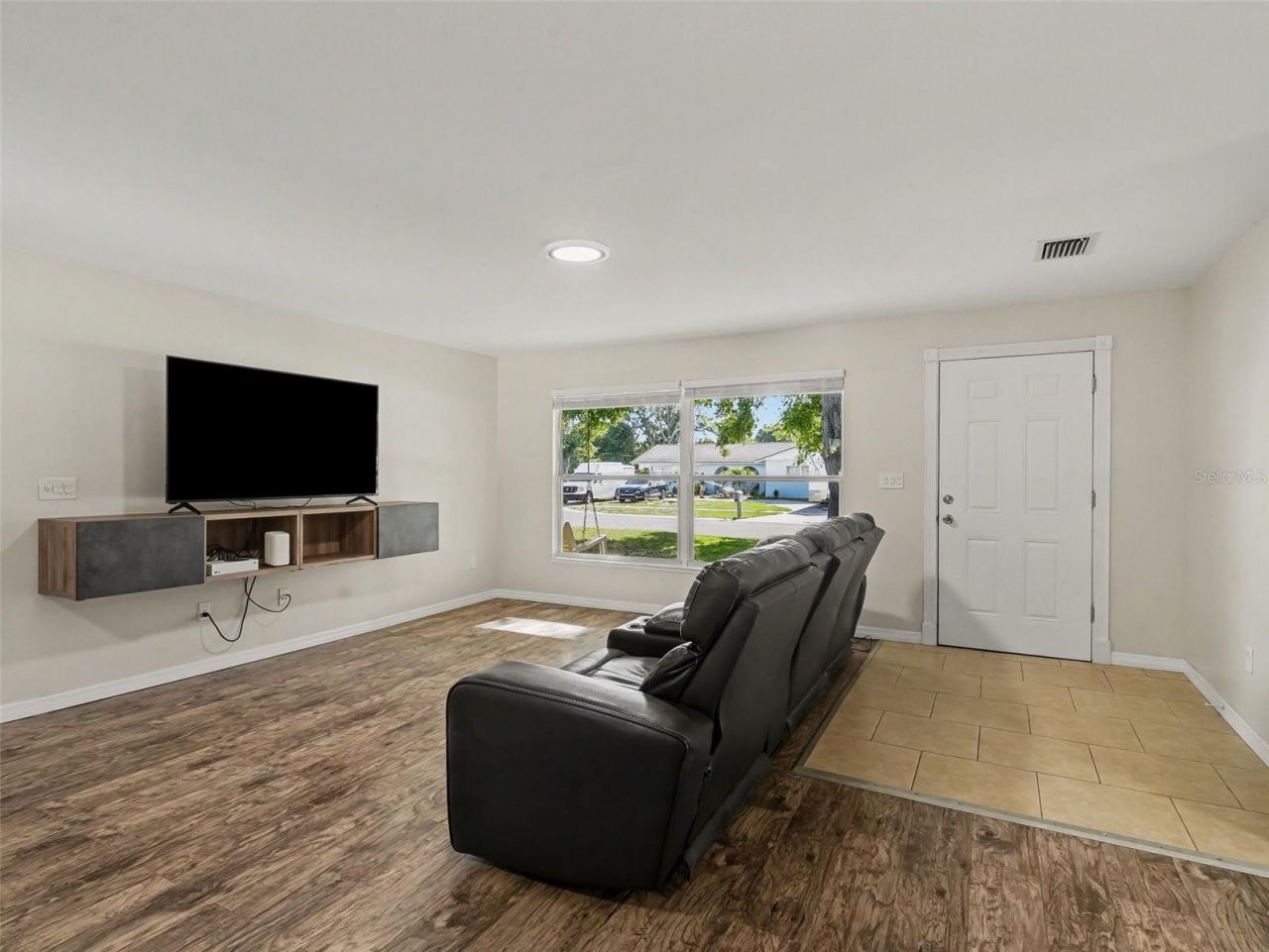 704 S Lockwood Ridge Road, Sarasota, FL 34237 Photo