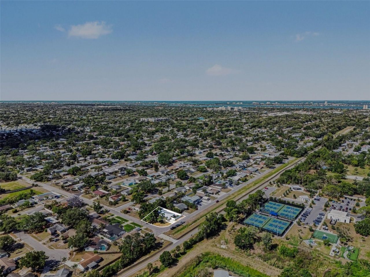 704 S Lockwood Ridge Road, Sarasota, FL 34237 Photo