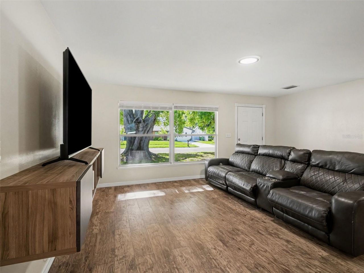 704 S Lockwood Ridge Road, Sarasota, FL 34237 Photo