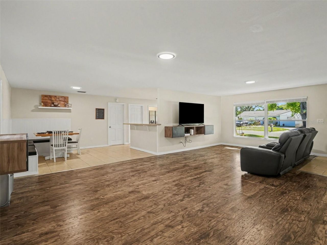 704 S Lockwood Ridge Road, Sarasota, FL 34237 Photo