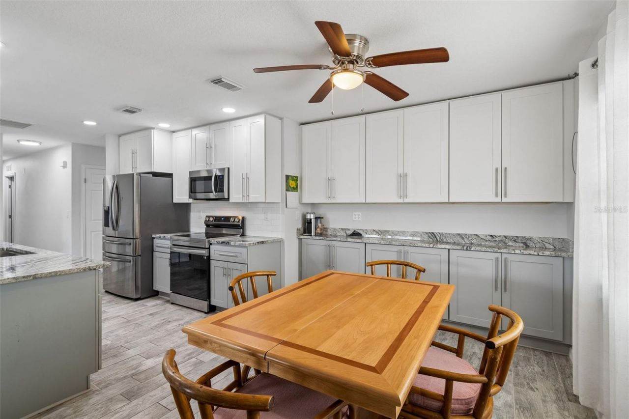 5440 Leahy Lane, New Port Richey, FL 34652 Photo