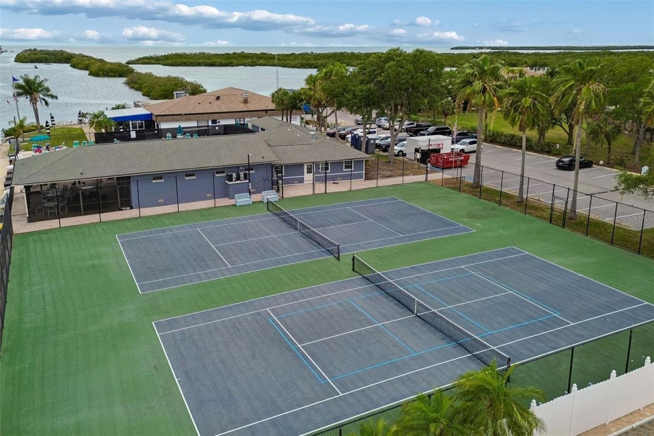 5440 Leahy Lane, New Port Richey, FL 34652 Photo