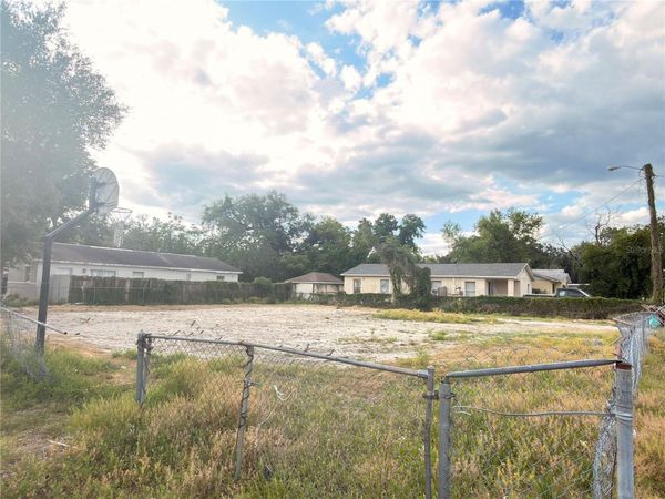 9302 NORTH 12TH , TAMPA, FL 33612