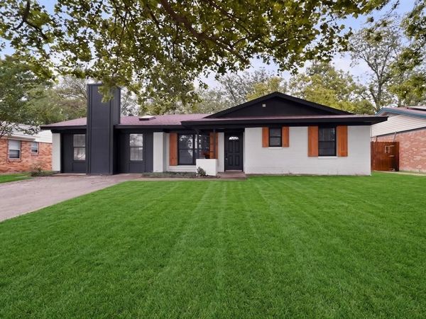 4518 Sandra Lynn Drive , Mesquite, TX 75150